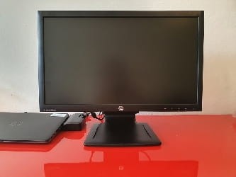 ikonka_HP LA 2306x w szkole.jpg